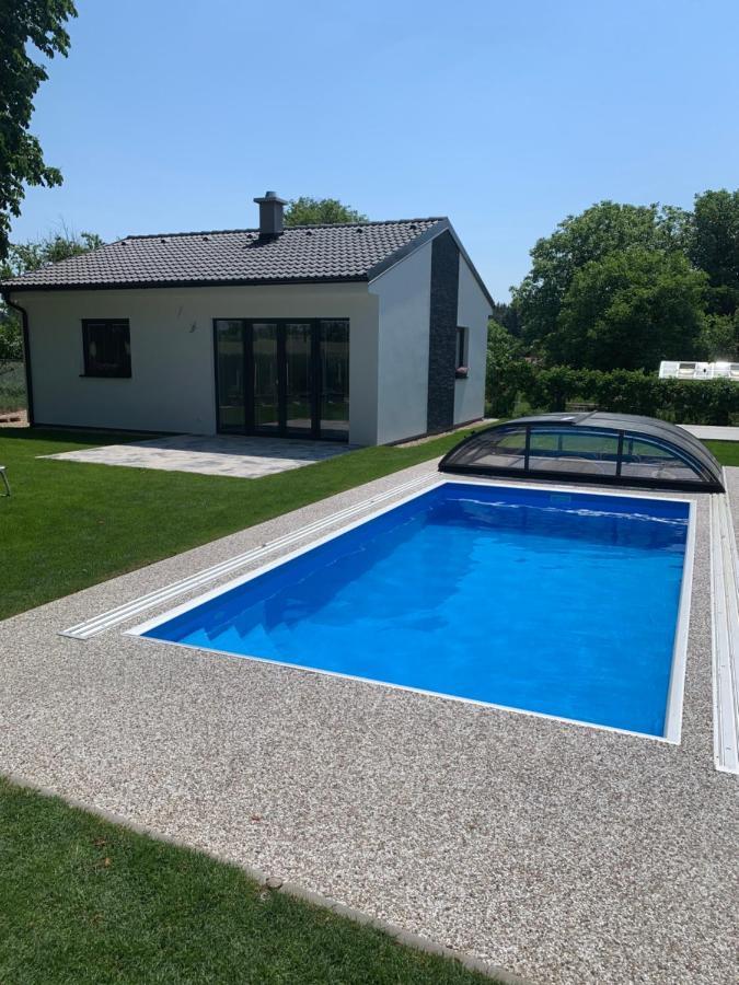 Vilka Petra Pod Bezdezem Villa Bela pod Bezdezem Exterior photo